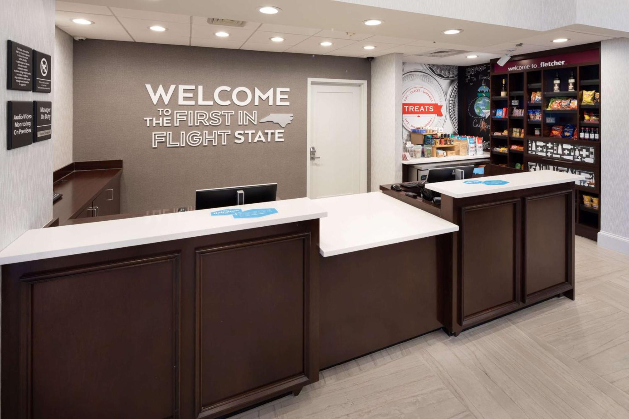 Hampton Inn And Suites Asheville Airport Fletcher Esterno foto